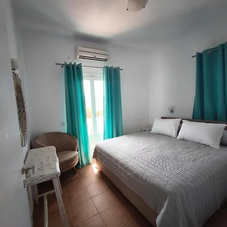 αpartment Close To 2 Daire Andiparos